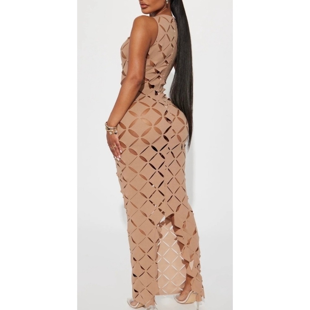 NWT Fashion Nova Twice Cut Out Maxi Dress Tan Cut Geometric Sleeveless Small - Picture 4 of 7